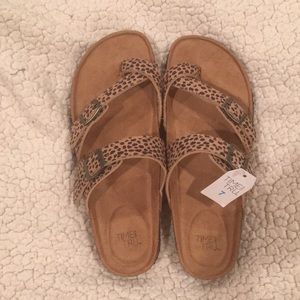 Time and Tru Cheetah Leopard Print Slide Sandals